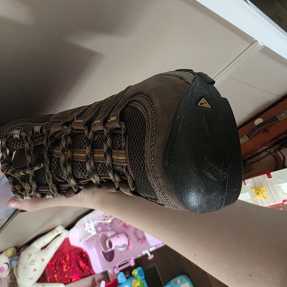 KEEN Men's Brown Hiking Boots - Picture 5 of 10